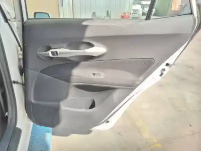 Véhicule à la ferraille toyota auris active de l'année 2012 alimenté 1nd