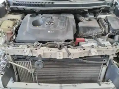 Véhicule à la ferraille toyota auris active de l'année 2012 alimenté 1nd