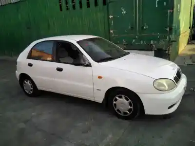 Scrapping Vehicle daewoo lanos cool of the year 1998 powered a15sms