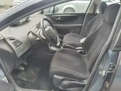 Veículo de Sucata citroen c4 berlina vtr plus do ano 2005 alimentado 9hy