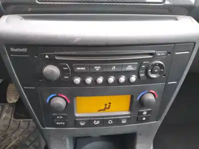 Veículo de Sucata citroen c4 berlina vtr plus do ano 2005 alimentado 9hy