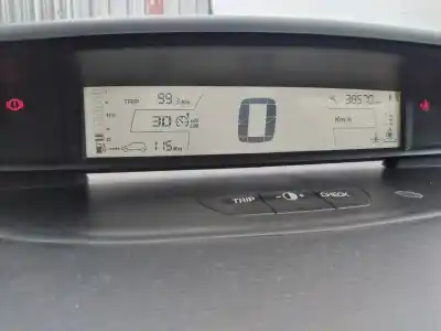 Veículo de Sucata citroen c4 berlina vtr plus do ano 2005 alimentado 9hy