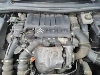 Veículo de Sucata citroen c4 berlina vtr plus do ano 2005 alimentado 9hy