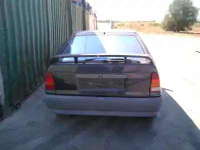 Veículo de Sucata opel kadett e gl berlina do ano 1991 alimentado 16sv
