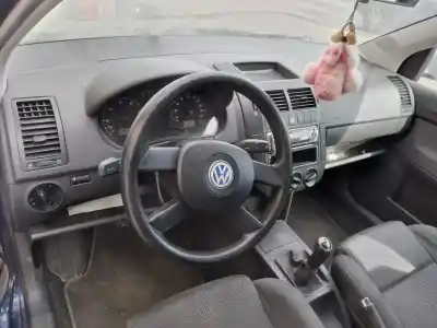 Sloopvoertuig volkswagen polo (9n1) highline van het jaar 2002 aangedreven bby