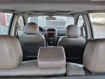 Vehículo de desguace hyundai                                            santa fe (sm)                                                                                                                                                                                                                                              2.7 v6 cat                                                                                                                                                                                                                                                 del año 2002 con motor g6ba