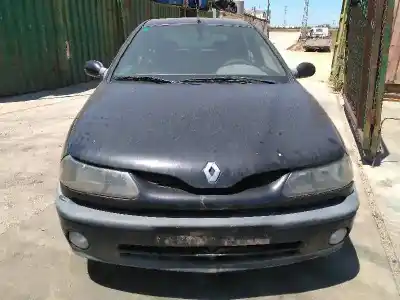 Здавання транспортного засобу RENAULT LAGUNA (B56) 2.2 dT RXE року 1998 потужний 