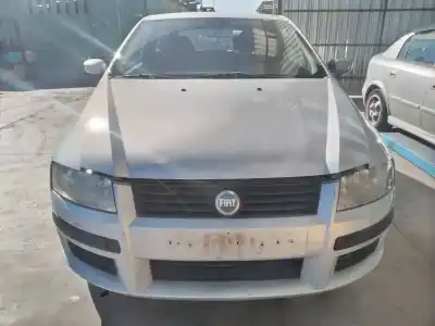 Véhicule à la ferraille FIAT STILO (192) 1.9 JTD / 1.9 JTD 115 Active de l'année 2002 alimenté 192A1000