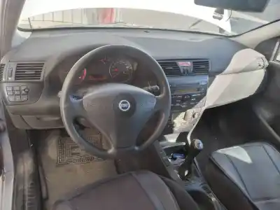 Verschrottungsfahrzeug fiat stilo (192) 1.9 jtd / 1.9 jtd 115 active des jahres 2002 angetrieben 192a1000
