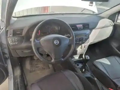 Verschrottungsfahrzeug fiat stilo (192) 1.9 jtd / 1.9 jtd 115 active des jahres 2002 angetrieben 192a1000