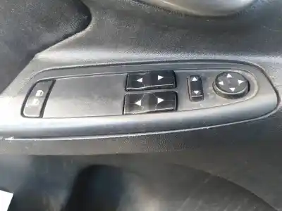 Verschrottungsfahrzeug fiat stilo (192) 1.9 jtd / 1.9 jtd 115 active des jahres 2002 angetrieben 192a1000
