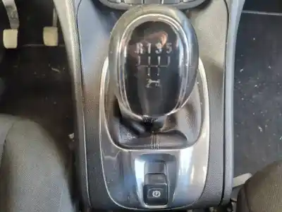 Veículo de Sucata opel meriva b essentia do ano 2010 alimentado a13dtc