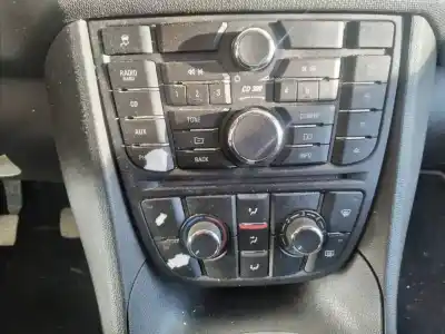 Veículo de Sucata opel meriva b essentia do ano 2010 alimentado a13dtc