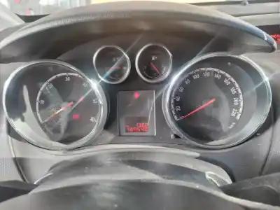 Veículo de Sucata opel meriva b essentia do ano 2010 alimentado a13dtc