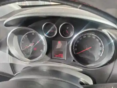 Veículo de Sucata opel meriva b essentia do ano 2010 alimentado a13dtc