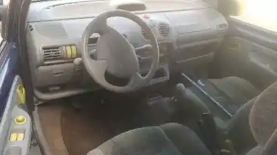 Veículo de Sucata renault twingo (co6) 1.2 alize do ano 2001 alimentado d4f a7