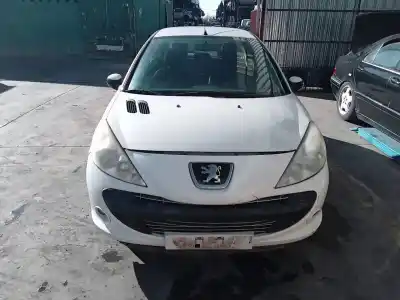 Véhicule à la ferraille PEUGEOT 206+ Básico de l'année 2009 alimenté HFX