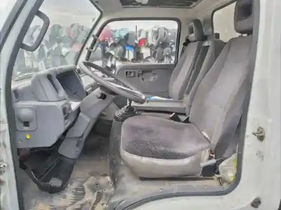 Sloopvoertuig nissan cabstar e cabina simple cabina individual van het jaar 2003 aangedreven bd30