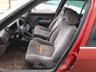 Здавання транспортного засобу renault 19 1.4 року 1991 потужний e6j