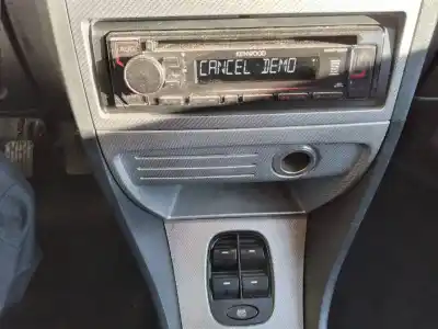 Véhicule à la ferraille tata                                               indica                                                                                                                                                                                                                                                     1.4 i                                                                                                                                                                                                                                                      de l'année 2011 alimenté 475si48
