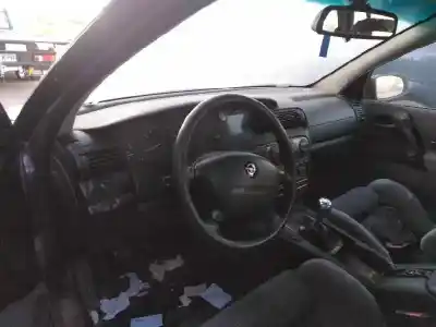 Veículo de Sucata opel omega b elegance berlina do ano 2003 alimentado x25dt