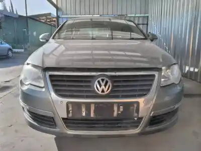Vehicul casat VOLKSWAGEN PASSAT BERLINA (3C2) Highline al anului 2006 alimentat BKP