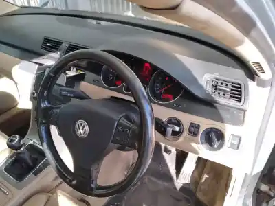 Veículo de Sucata volkswagen passat berlina (3c2) highline do ano 2006 alimentado bkp