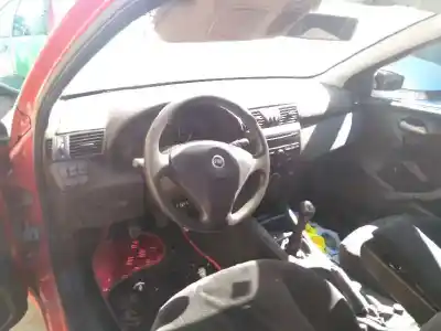 Véhicule à la ferraille fiat stilo (192) 1.9 jtd / 1.9 jtd 115 active de l'année 2002 alimenté 192a1000