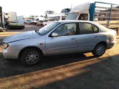 Veicolo di demolizione nissan primera berlina (p11) básico dell'anno 2001 alimentato cd20
