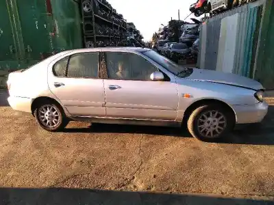 Veicolo di demolizione nissan primera berlina (p11) básico dell'anno 2001 alimentato cd20