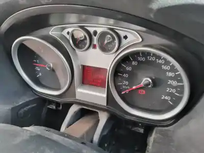 Vehicul casat ford focus lim. (cb4) trend al anului 2009 alimentat g8db