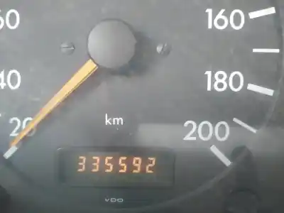 Véhicule à la ferraille mercedes-benz vito (w638) combi 108 d  (638.164) de l'année 1998 alimenté 601942