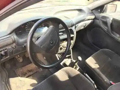 Vehicul casat opel astra f caravan astra familiar gls (i) al anului 1992 alimentat c14se