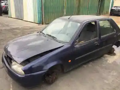 Sloopvoertuig ford fiesta berlina (dx) básico van het jaar 1998 aangedreven rtj