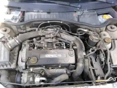 Veículo de Sucata opel combo familiar do ano 2003 alimentado y17dt