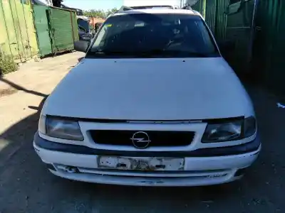 Vehicul casat OPEL ASTRA F CARAVAN 1.6 16V al anului 1996 alimentat X16XEL