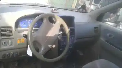 Veículo de Sucata kia carens 1.8 ls monovolumen do ano 2000 alimentado tb