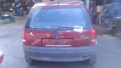 Véhicule à la ferraille opel corsa b swing de l'année 1994 alimenté t4ec1