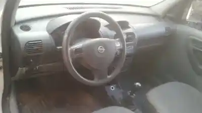 Veicolo di demolizione opel combo familiar dell'anno 2003 alimentato y17dt