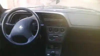 Veicolo di demolizione peugeot 306 break 1.9 diesel dell'anno 2001 alimentato wjy