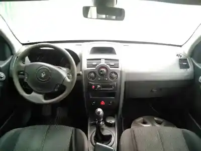 Verschrottungsfahrzeug renault megane ii berlina 5p luxe dynamique des jahres 2006 angetrieben k9k p732