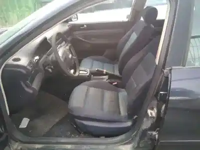 Sloopvoertuig audi a4 berlina (b5) 1.9 tdi van het jaar 1997 aangedreven afn