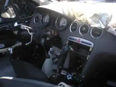 Veículo de Sucata peugeot 308 1.6 16v do ano 2008 alimentado 5fw