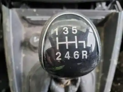 Veículo de Sucata ford transit courier combi trend do ano 2020 alimentado xxca