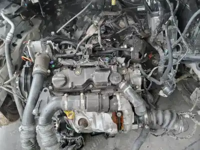 Veículo de Sucata ford transit courier combi trend do ano 2020 alimentado xxca