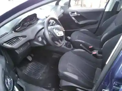 Veículo de Sucata peugeot 208 style do ano 2012 alimentado hm01