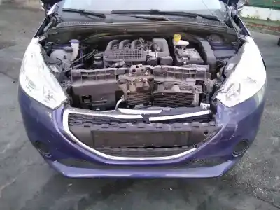 Veículo de Sucata peugeot 208 style do ano 2012 alimentado hm01