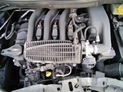 Veículo de Sucata peugeot 208 style do ano 2012 alimentado hm01