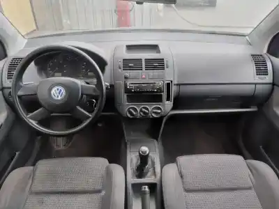 Veículo de Sucata volkswagen polo (9n1) trendline do ano 2003 alimentado bby