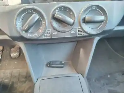 Veicolo di demolizione volkswagen polo (9n1) trendline dell'anno 2003 alimentato bby